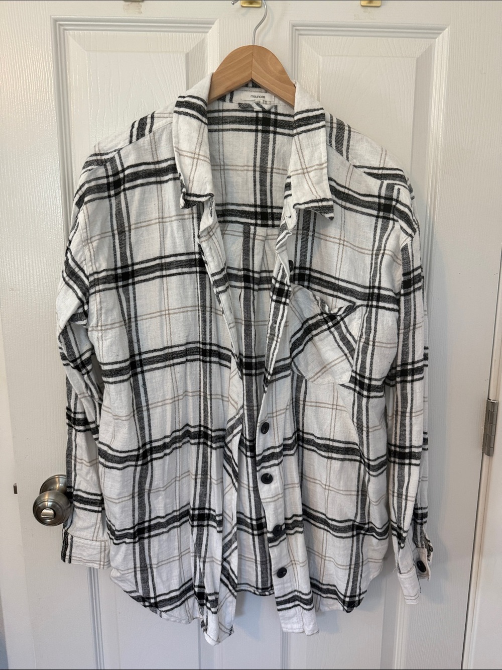 Maurices White and Black Plaid Button-Down Casual Shirt